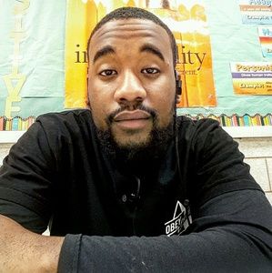 Meet your Posher, Troy